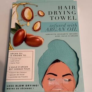 Hair Drying Towel with Argan Oil -NIB